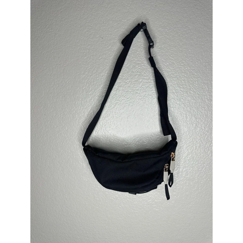 The North Face Belt Bag Mens Small Black Canvas Fanny Pack Zip Pockets Travel